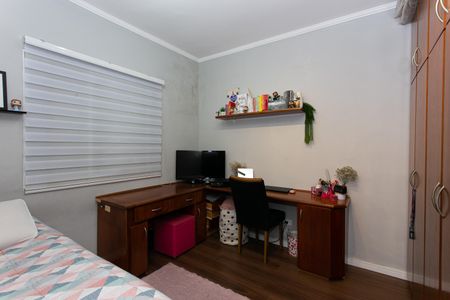 Casa à venda com 200m², 3 quartos e 4 vagas Casa à venda com 200m², 3 quartos e 4 vagasQuarto 1