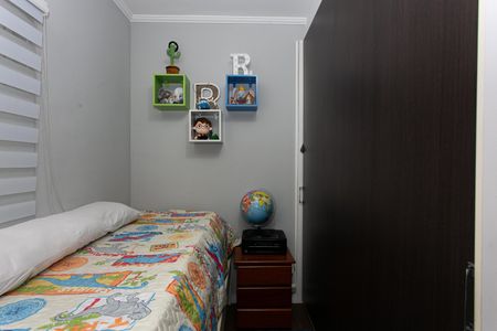 Casa à venda com 200m², 3 quartos e 4 vagas Casa à venda com 200m², 3 quartos e 4 vagasQuarto 2