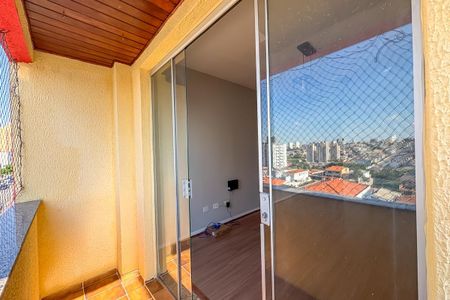Apartamento à venda com 87m², 2 quartos e 1 vaga Apartamento à venda com 87m², 2 quartos e 1 vagaVaranda