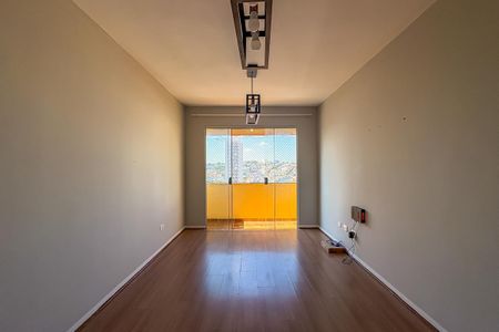 Apartamento à venda com 87m², 2 quartos e 1 vaga Apartamento à venda com 87m², 2 quartos e 1 vagaSala