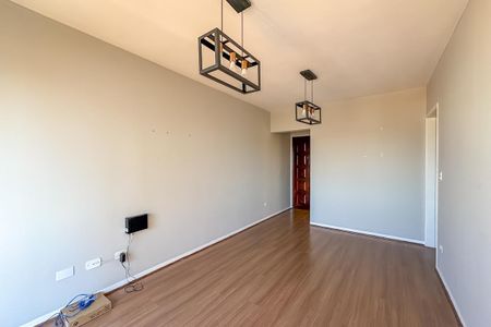 Apartamento à venda com 87m², 2 quartos e 1 vaga Apartamento à venda com 87m², 2 quartos e 1 vagaSala