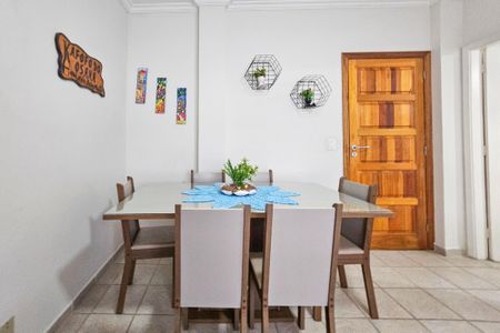 Apartamento para alugar com 75m², 2 quartos e 1 vagaSala