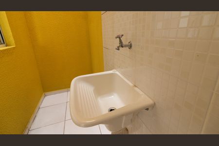 Casa de condomínio à venda com 100m², 2 quartos e 1 vaga Casa de condomínio à venda com 100m², 2 quartos e 1 vagaÁrea de Serviço