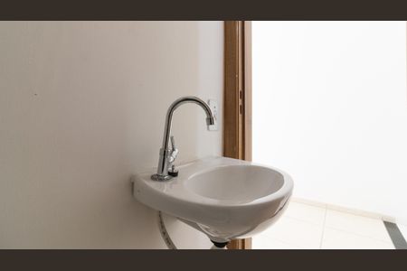 Casa de condomínio à venda com 100m², 2 quartos e 1 vaga Casa de condomínio à venda com 100m², 2 quartos e 1 vagaLavabo