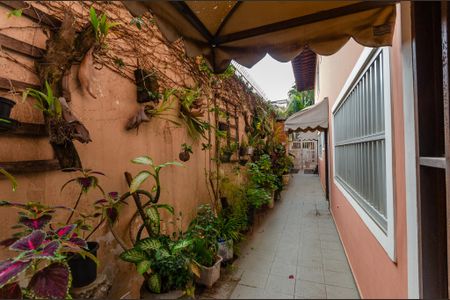 Casa à venda com 800m², 6 quartos e 15 vagasCorredor externo