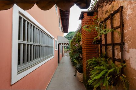 Casa à venda com 800m², 6 quartos e 15 vagasCorredor externo