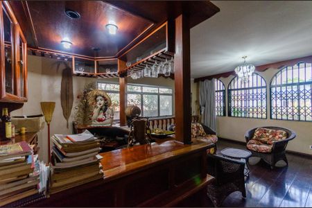 Casa à venda com 800m², 6 quartos e 15 vagasSala