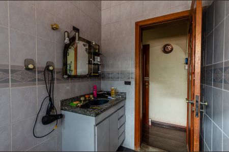 Casa à venda com 800m², 6 quartos e 15 vagasSuíte 1 - banheiro