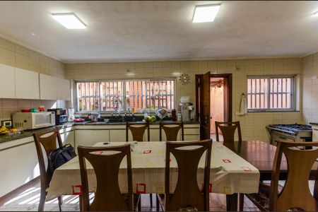 Casa à venda com 800m², 6 quartos e 15 vagasCozinha