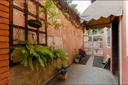 Casa à venda com 800m², 6 quartos e 15 vagasCorredor externo