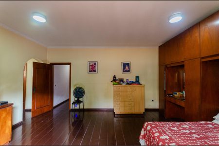 Casa à venda com 800m², 6 quartos e 15 vagasSuíte 4