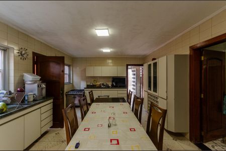 Casa à venda com 800m², 6 quartos e 15 vagasCozinha
