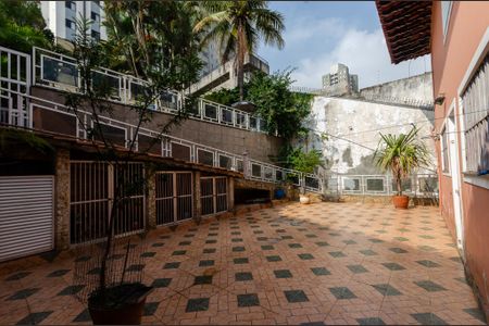 Casa à venda com 800m², 6 quartos e 15 vagasQuintal