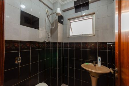 Casa à venda com 800m², 6 quartos e 15 vagasBanheiro de Serviço