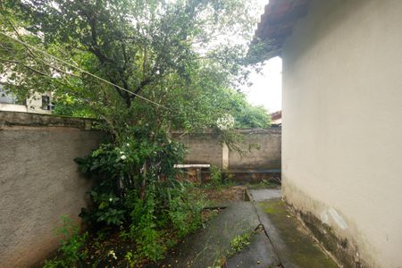 Casa para alugar com 56m², 3 quartos e 1 vagaQuintal