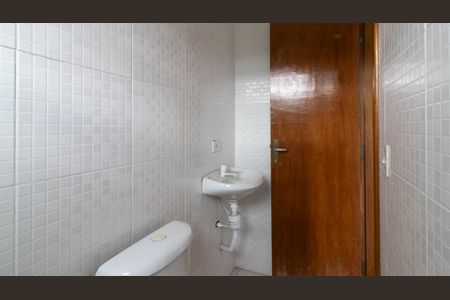 Casa de condomínio à venda com 110m², 2 quartos e 1 vagaBanheiro da Suíte 2