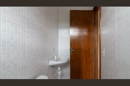 Casa de condomínio à venda com 110m², 2 quartos e 1 vagaBanheiro da Suíte 2