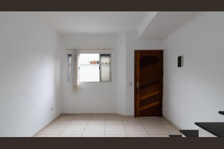 Casa de condomínio à venda com 110m², 2 quartos e 1 vagaSala
