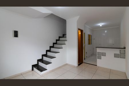 Casa de condomínio à venda com 110m², 2 quartos e 1 vagaSala