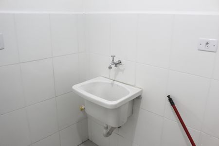 Casa à venda com 100m², 4 quartos e sem vagaÁrea de Serviço