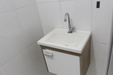 Casa à venda com 100m², 4 quartos e sem vagaBanheiro 1