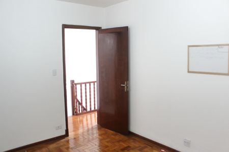 Casa à venda com 100m², 4 quartos e sem vagaQuarto 1