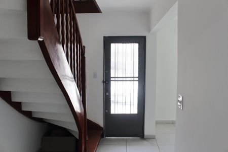 Casa à venda com 100m², 4 quartos e sem vagaCorredor