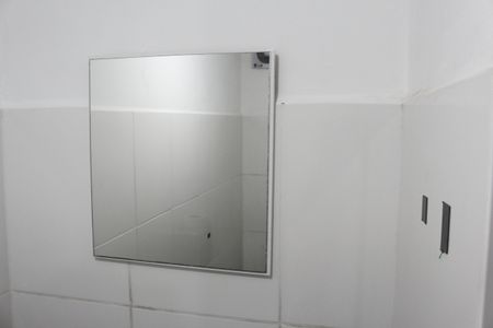 Casa à venda com 100m², 4 quartos e sem vagaBanheiro 1