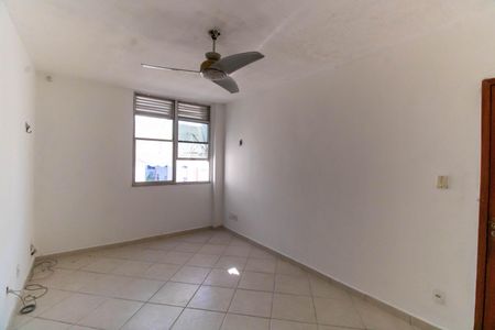 Apartamento à venda com 60m², 2 quartos e 1 vaga Apartamento à venda com 60m², 2 quartos e 1 vagaSala