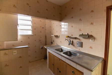 Apartamento à venda com 60m², 2 quartos e 1 vaga Apartamento à venda com 60m², 2 quartos e 1 vagaCozinha e Área de Serviço