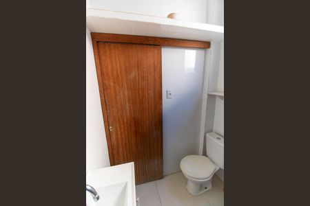 Apartamento à venda com 60m², 2 quartos e 1 vaga Apartamento à venda com 60m², 2 quartos e 1 vagaBanheiro