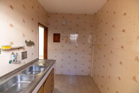 Apartamento à venda com 60m², 2 quartos e 1 vaga Apartamento à venda com 60m², 2 quartos e 1 vagaCozinha e Área de Serviço