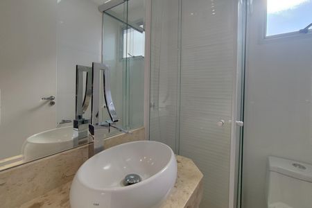 Apartamento para alugar com 49m², 2 quartos e 1 vaga Apartamento para alugar com 49m², 2 quartos e 1 vagaBanheiro