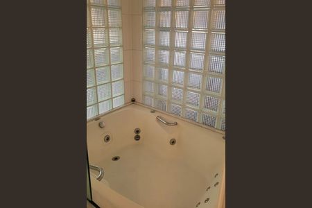 Apartamento à venda com 172m², 3 quartos e 3 vagas