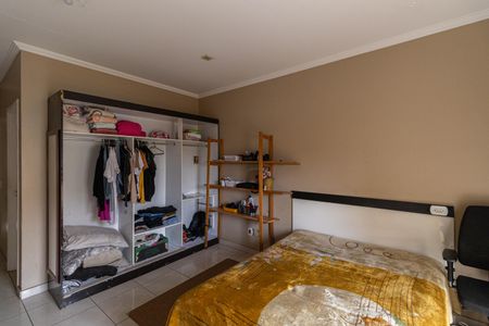 Casa à venda com 300m², 3 quartos e 1 vaga Casa à venda com 300m², 3 quartos e 1 vagaQuarto