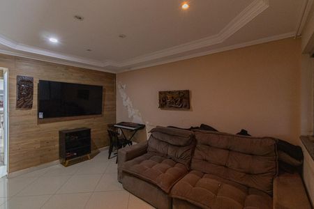 Casa à venda com 300m², 3 quartos e 1 vaga Casa à venda com 300m², 3 quartos e 1 vagaSala