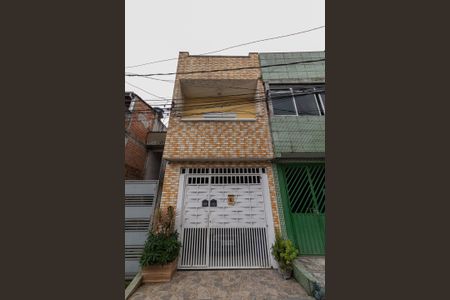 Casa à venda com 300m², 3 quartos e 1 vaga Casa à venda com 300m², 3 quartos e 1 vagaFachada