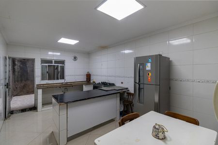 Casa à venda com 300m², 3 quartos e 1 vaga Casa à venda com 300m², 3 quartos e 1 vagaCozinha