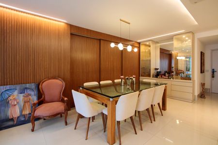 Apartamento à venda com 154m², 3 quartos e 2 vagas Apartamento à venda com 154m², 3 quartos e 2 vagasSala