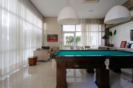 Apartamento à venda com 154m², 3 quartos e 2 vagas Apartamento à venda com 154m², 3 quartos e 2 vagasSala de Jogos