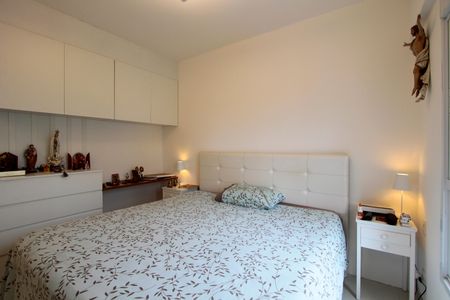 Apartamento à venda com 154m², 3 quartos e 2 vagas Apartamento à venda com 154m², 3 quartos e 2 vagasSuíte 1