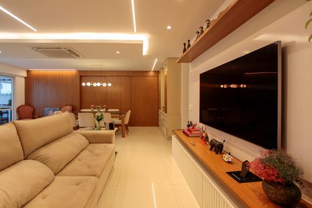 Apartamento à venda com 154m², 3 quartos e 2 vagas Apartamento à venda com 154m², 3 quartos e 2 vagasSala