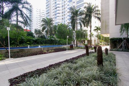 Apartamento à venda com 154m², 3 quartos e 2 vagas Apartamento à venda com 154m², 3 quartos e 2 vagasÁrea comum