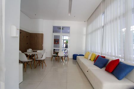 Apartamento à venda com 154m², 3 quartos e 2 vagas Apartamento à venda com 154m², 3 quartos e 2 vagasÁrea comum - Salão de festas