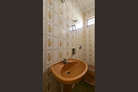 Casa para alugar com 340m², 4 quartos e 6 vagas Casa para alugar com 340m², 4 quartos e 6 vagasLavabo