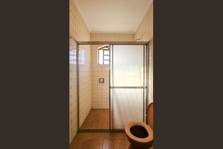 Casa para alugar com 340m², 4 quartos e 6 vagas Casa para alugar com 340m², 4 quartos e 6 vagasBanheiro 2