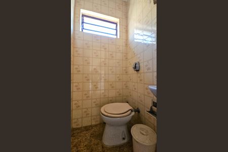 Casa para alugar com 340m², 4 quartos e 6 vagas Casa para alugar com 340m², 4 quartos e 6 vagasBanheiro 3