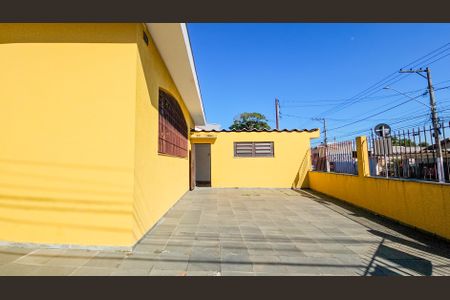 Casa para alugar com 340m², 4 quartos e 6 vagas Casa para alugar com 340m², 4 quartos e 6 vagasQuintal