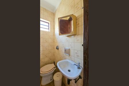 Casa para alugar com 340m², 4 quartos e 6 vagas Casa para alugar com 340m², 4 quartos e 6 vagasBanheiro 3