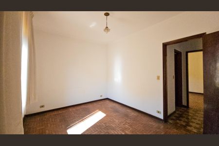 Casa para alugar com 340m², 4 quartos e 6 vagas Casa para alugar com 340m², 4 quartos e 6 vagasQuarto 2